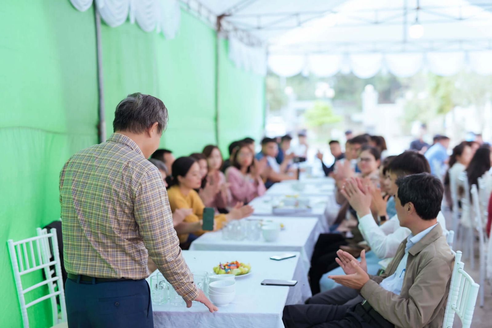 Lãnh đạo công ty có đôi lời phát biểu